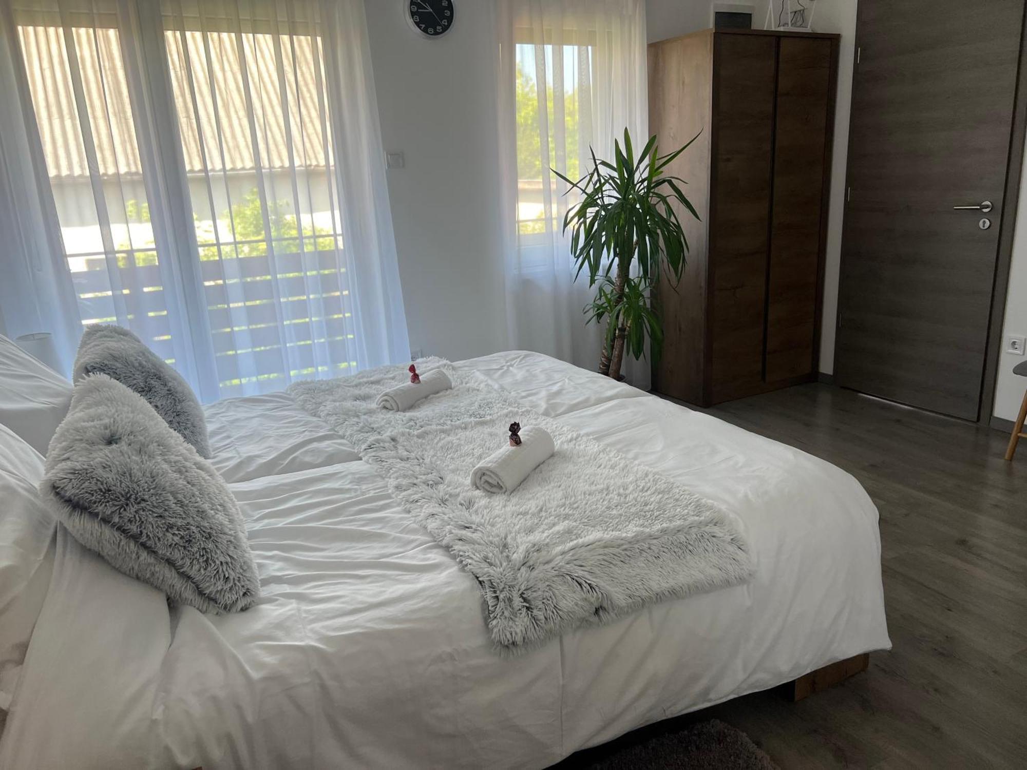 Sophia Apartman Goedoello Ngoại thất bức ảnh